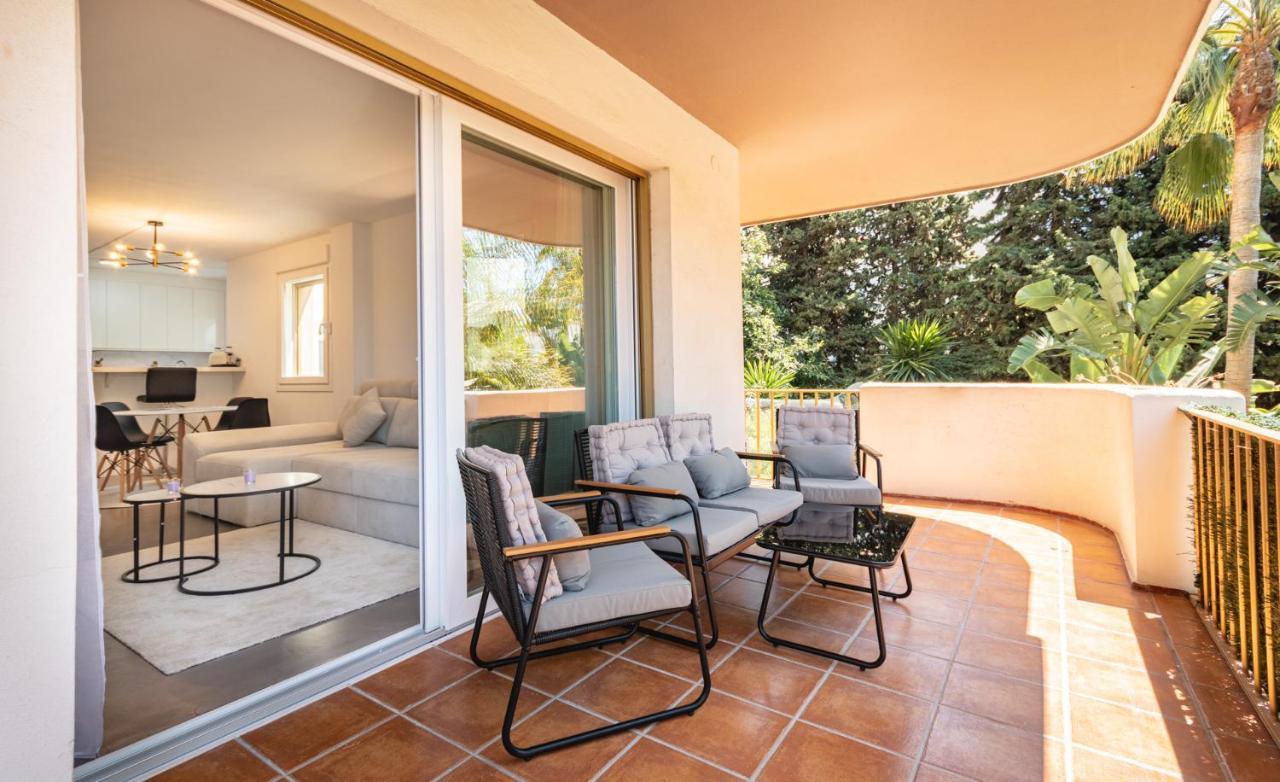 Apartment Puerto Banus Marbella Exterior photo